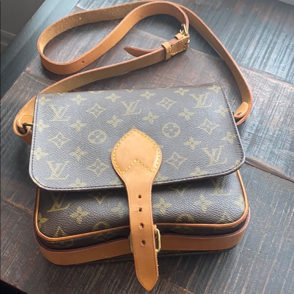 ⭐️price is firm⭐️Louis Vuitton Cartoucherie MM